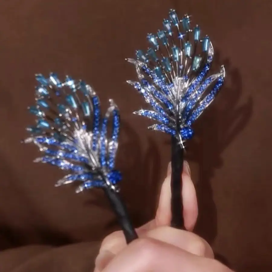Platinum Asia Feather Bun Clip for Women's Hair Curler Fixer - Image 16