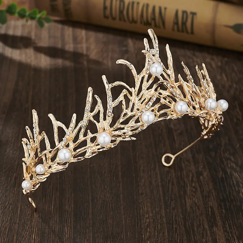 European Retro Bridal Crown Headdress with Pearl & Crystal — feature 7
