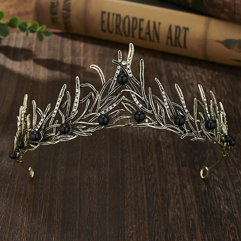 European Retro Bridal Crown Headdress with Pearl & Crystal - Image 3