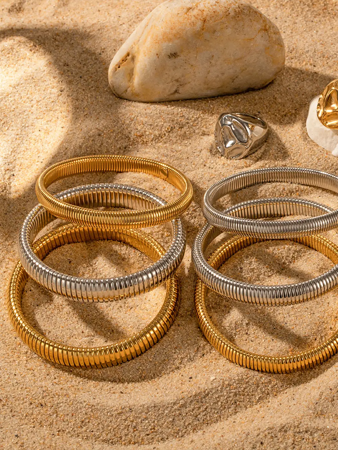 Thick European and American cross-border popular jewelry elastic wide titanium steel bracelet female light luxury niche exaggerated metal vertical stripe ring — feature 5