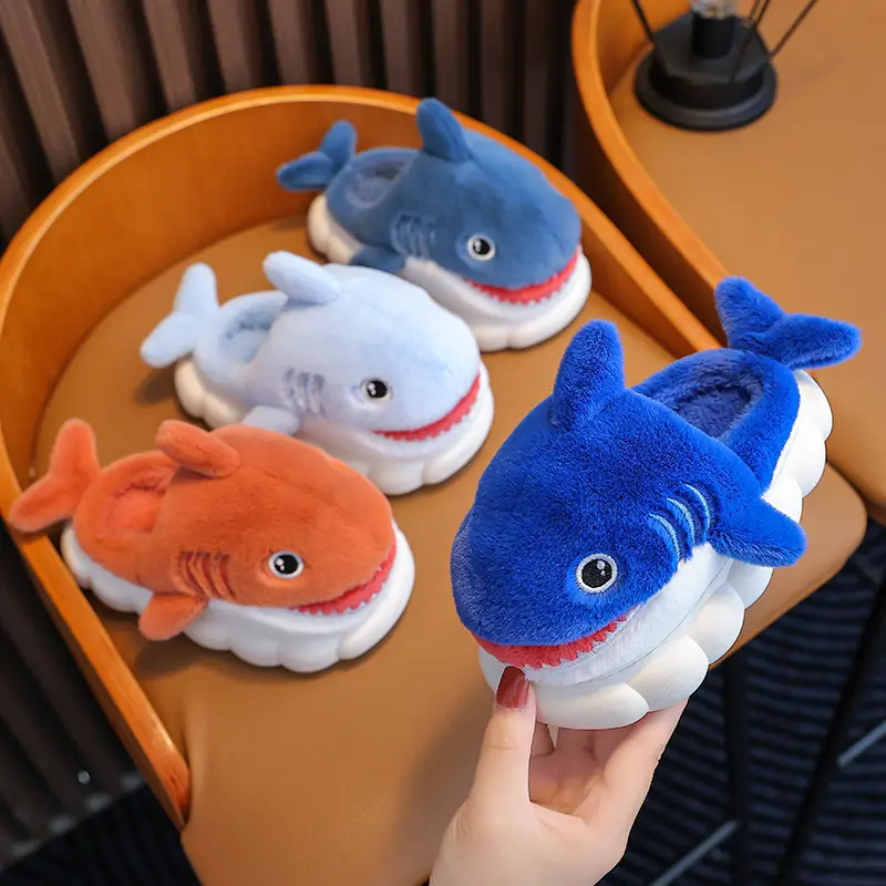Children's Cotton Slippers for Boys, Winter Cartoon Shark Closed-Back Furry Shoes, Kids' Parent-Child Cotton Shoes for Toddlers and Young Children