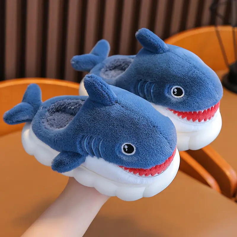 Children's Cotton Slippers for Boys, Winter Cartoon Shark Closed-Back Furry Shoes, Kids' Parent-Child Cotton Shoes for Toddlers and Young Children