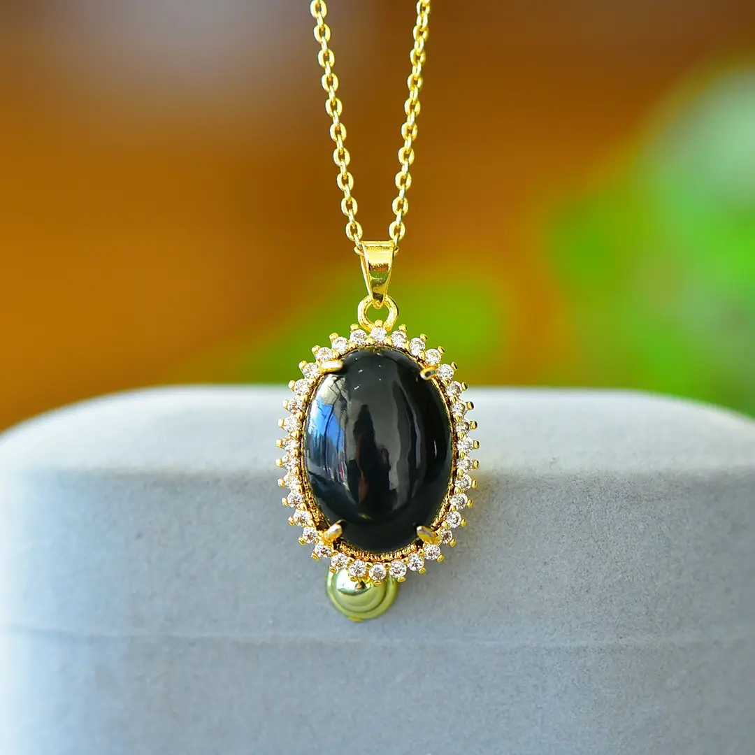 Vintage Jade Pendant with Black Oval Inlay & Gold Chain - Image 2