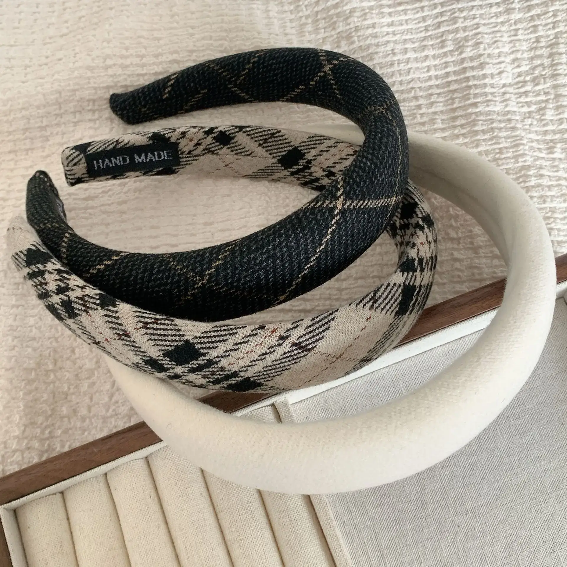 Chanel Style Plaid Headband for Women - Image 6