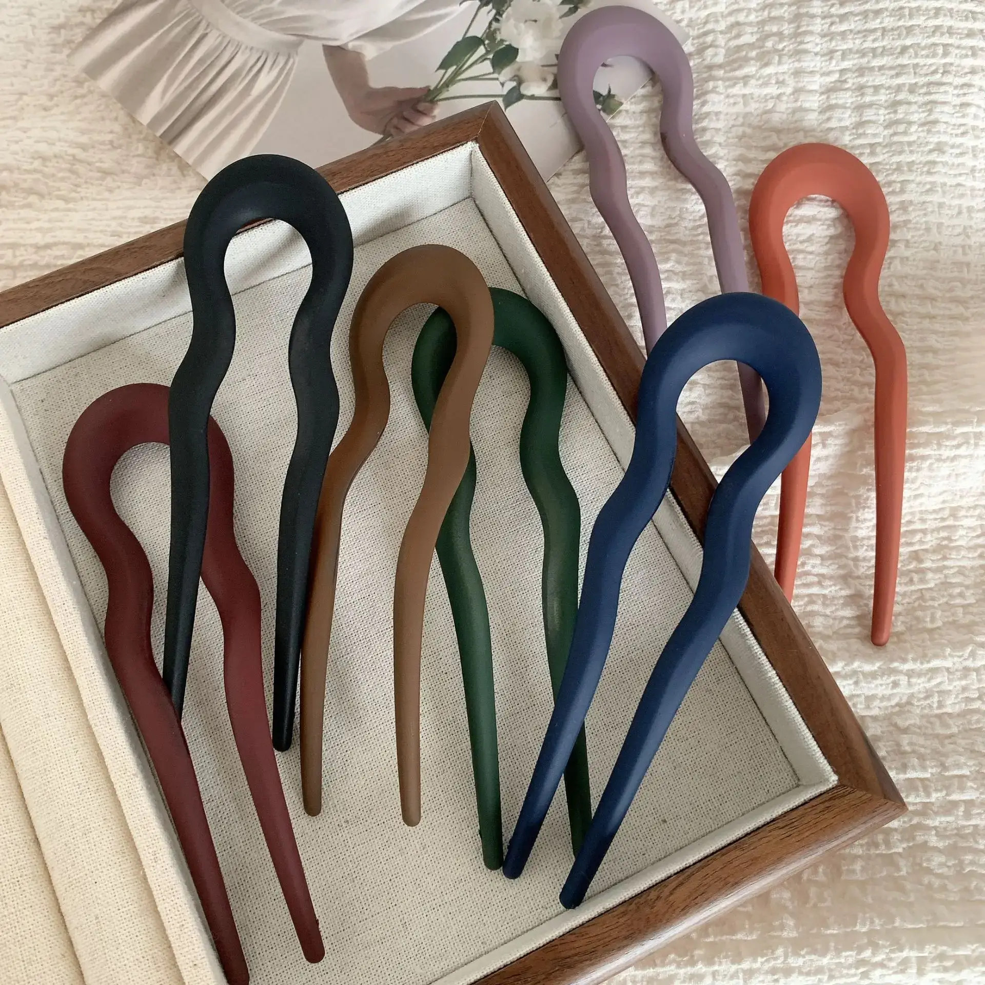 Green Frosted Hairpin for Women's Back Head Updo — feature 17