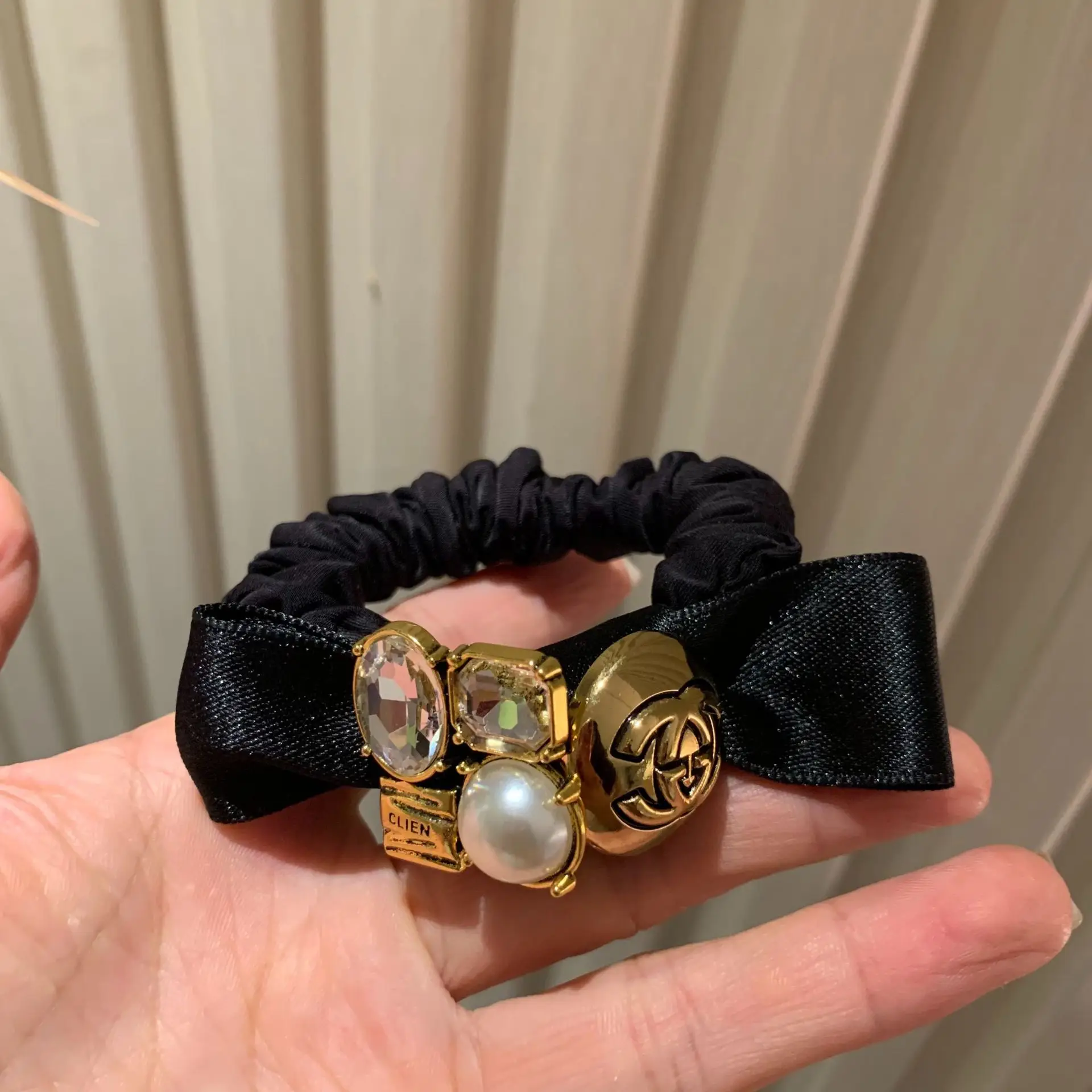 Black Baroque Hair Band with Pearl & Gold Accents — feature 10
