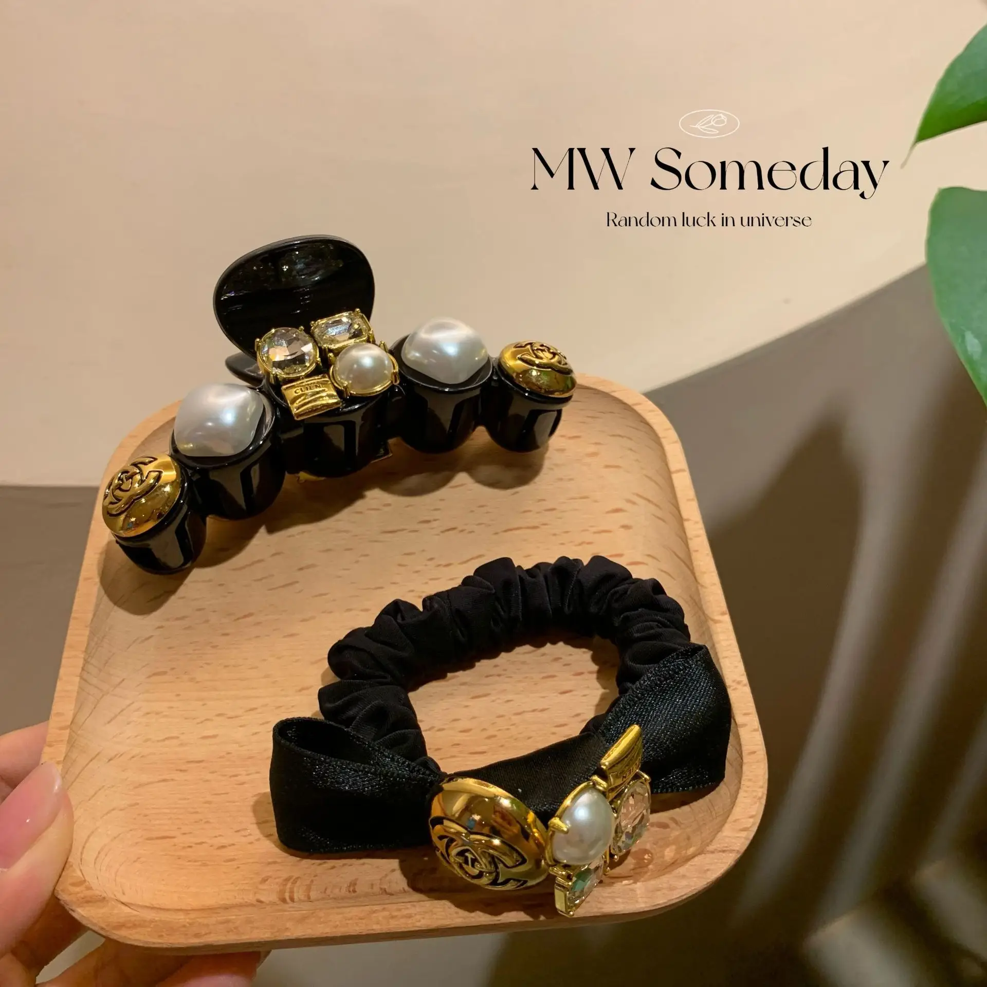 Black Baroque Hair Band with Pearl & Gold Accents — feature 6