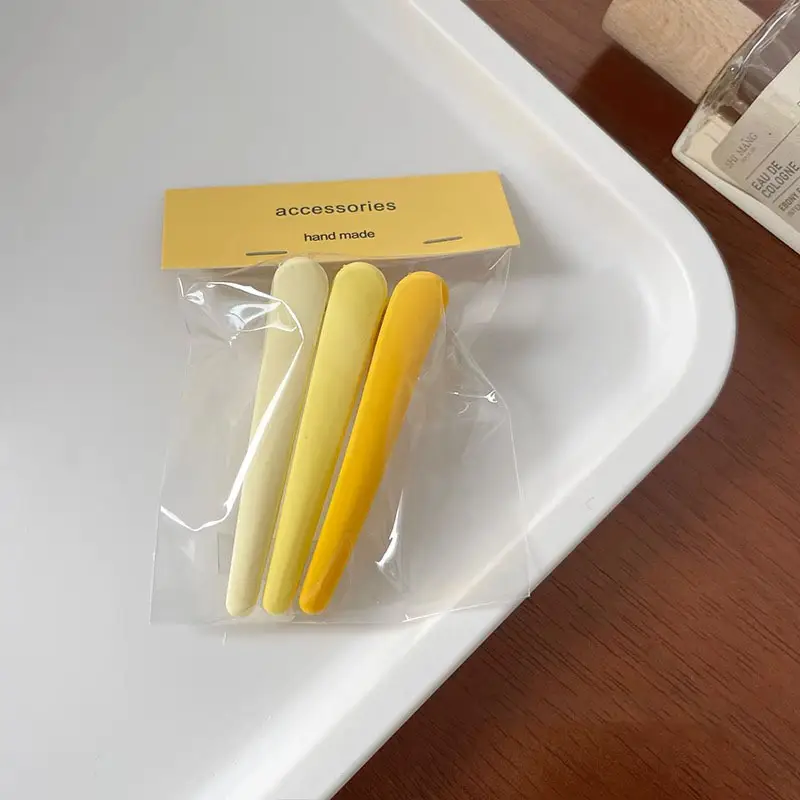 Colorful Clip Makeup Face Wash Clips for Women - Image 3