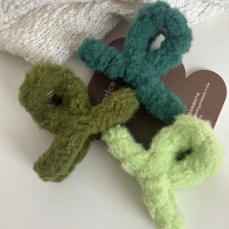 Autumn & Winter Felt Plush Hair Clips Cross Grip Medium Clip — feature 6