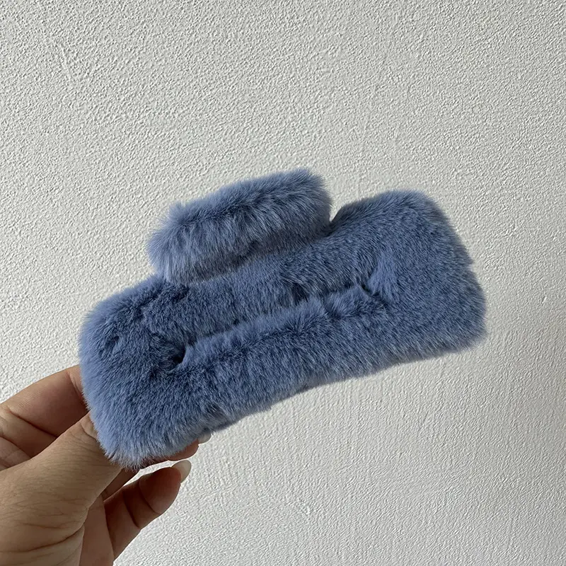 Furry Hair Clips for Women Autumn Winter Updo Shark Clip — feature 7