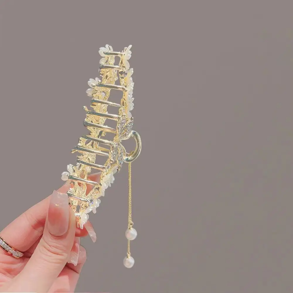 Elegant Butterfly Hair Clip with Pearl Tassel — feature 7