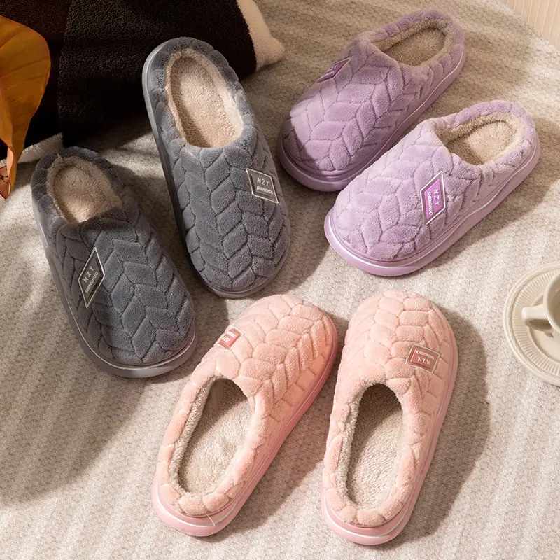 Wholesale cotton slippers women's autumn and winter closed-toe warm plush thickened soft bottom non-slip shit feeling EVA couple slippers