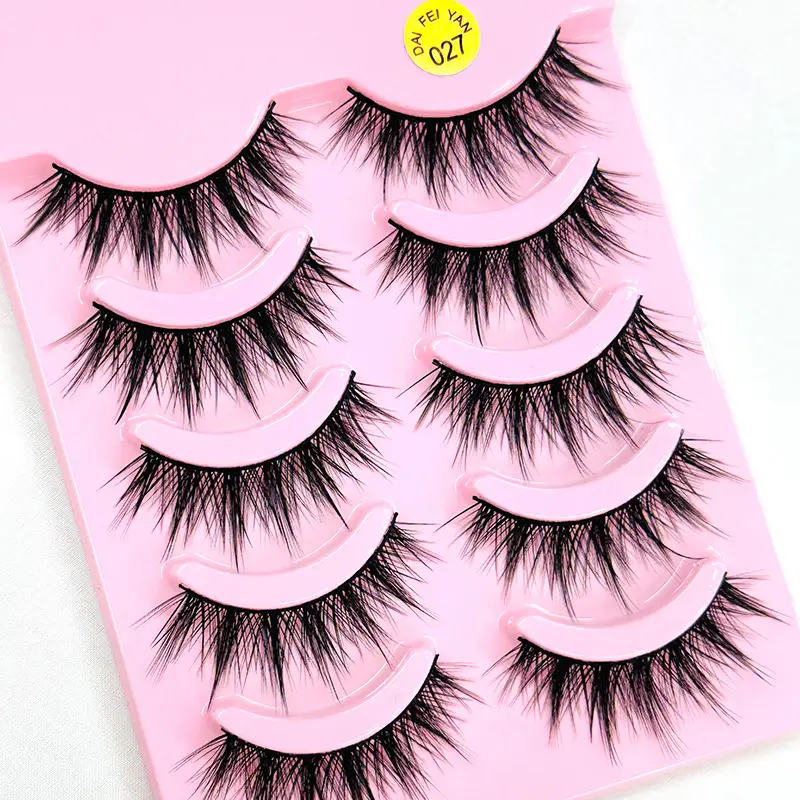 Diana Yan Thick Fake Eyelashes 026 Pink - Image 5