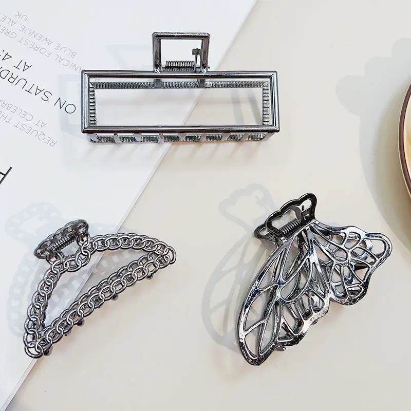 Full of Vitality Large Metal Hairpin Black Alloy — feature 4