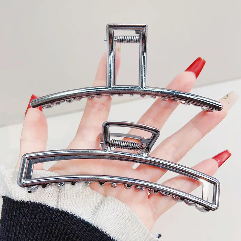 Full of Vitality Large Metal Hairpin Black Alloy — feature 9