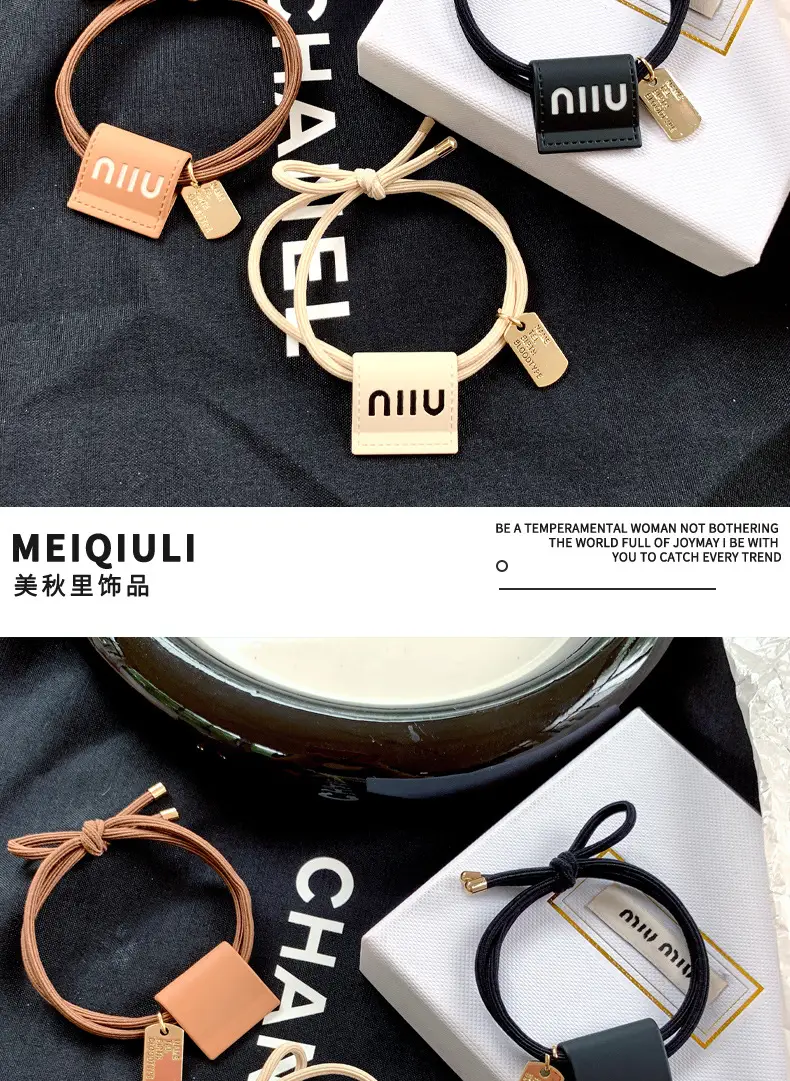 Chanel Style Metal Hair Rope with Square Charm — feature 5