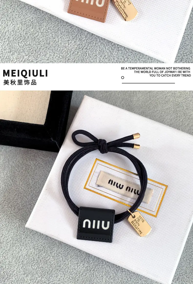 Chanel Style Metal Hair Rope with Square Charm — feature 7