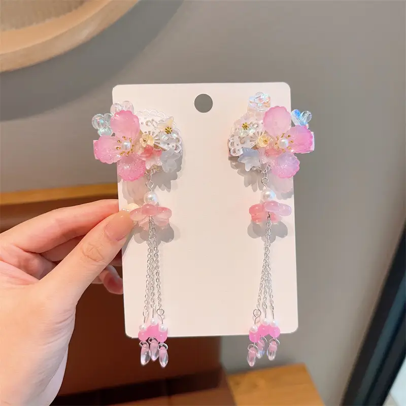 New Kids Ancient Headdress with Princess Flower Pendant — feature 12