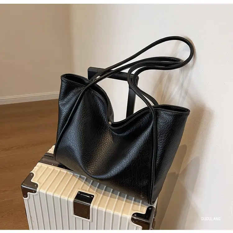 Women's 2-Piece Leather Shoulder Bag Black — feature 16