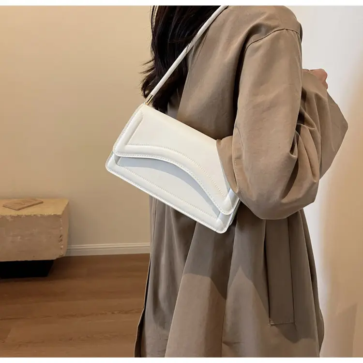 Black Shoulder Bag for Women 2023 Autumn Casual — feature 14