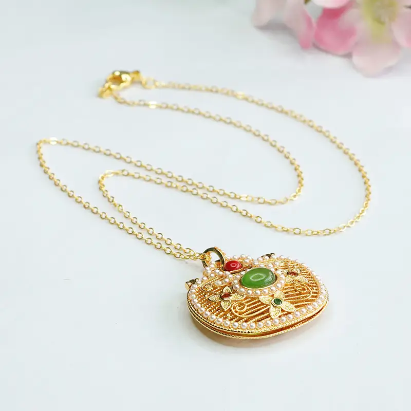 Guan Yu Jade Pendant Necklace for Women Palace Style — feature 12