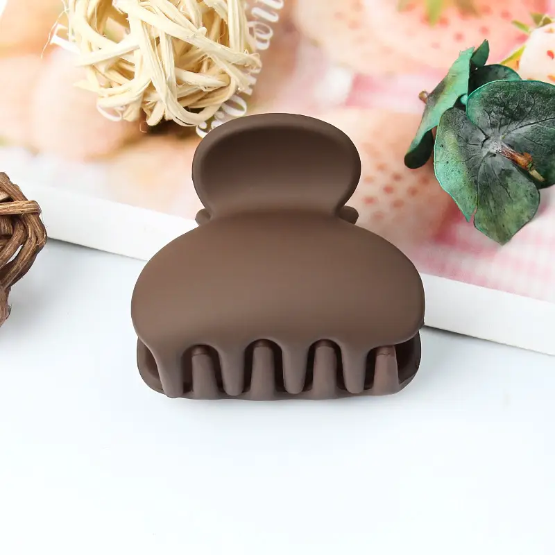 Elegant Shark Clip Hairpin for Back of Head - Image 13