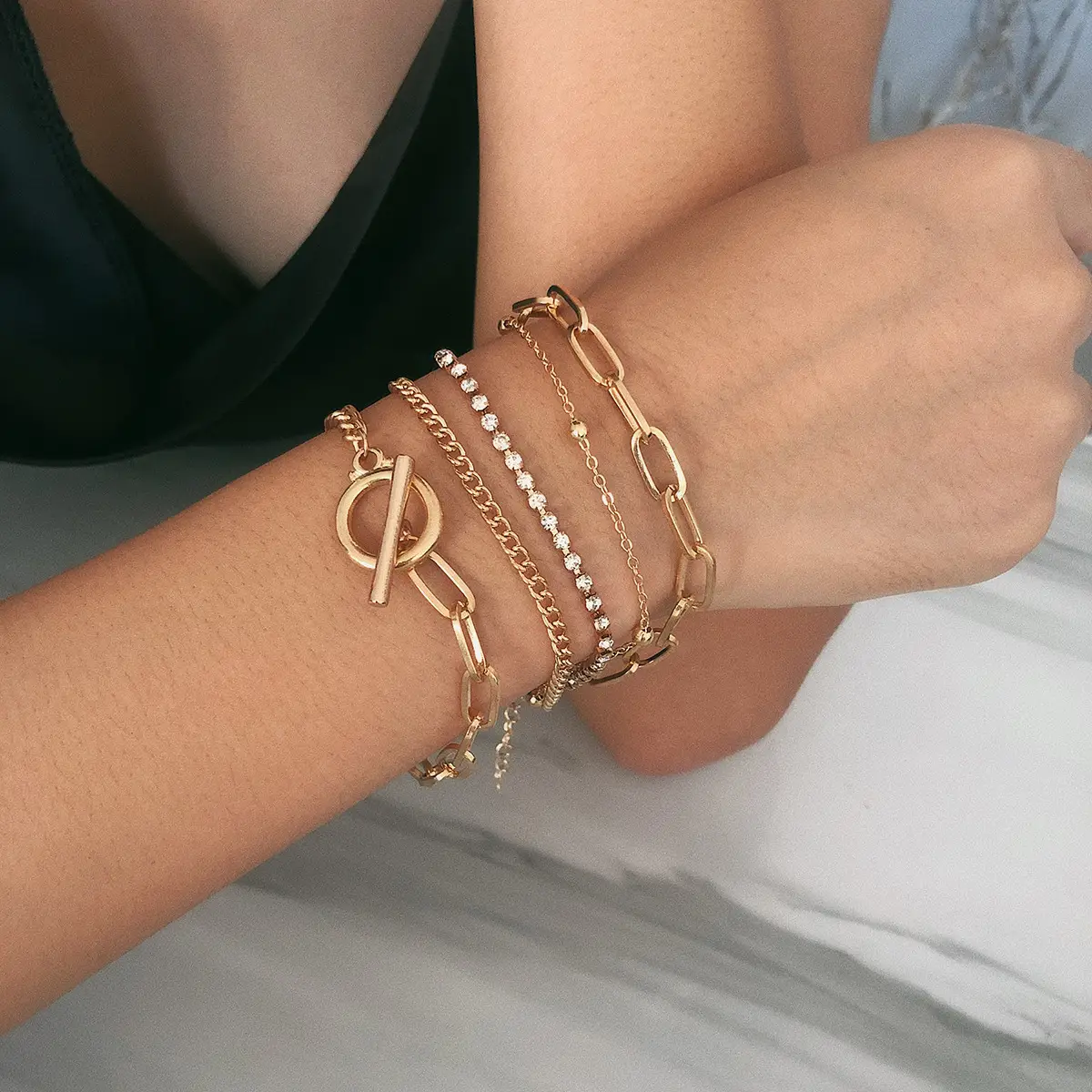 Multi Layer Geometric Bracelet for Women with Heart Pendant — feature 3