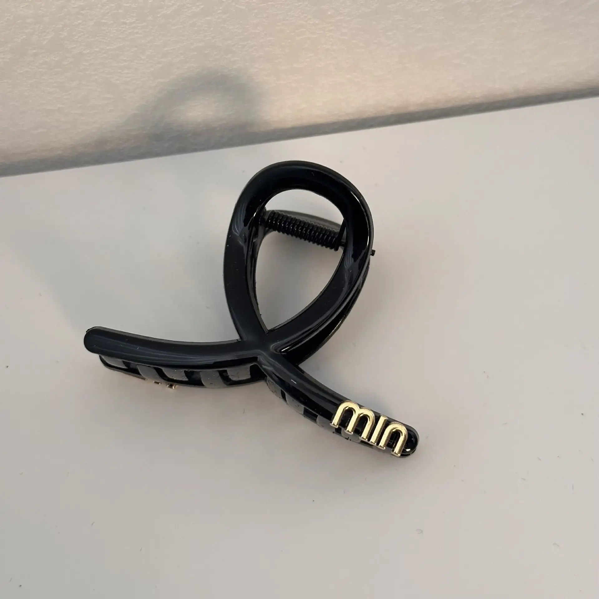 Black Large Hair Clip Female Net Style Hairpin Back — feature 10