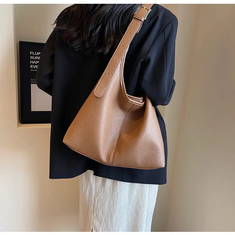 Women Retro Black Shoulder Bag 2023 Winter Textured — feature 21