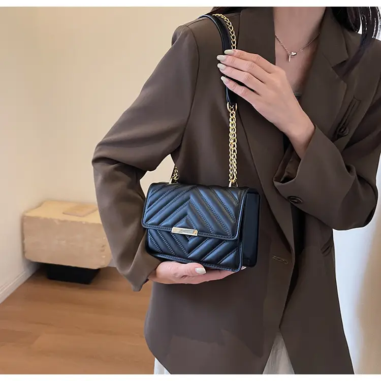 Black Quilted Chain Shoulder Bag for Women 2023 — feature 20