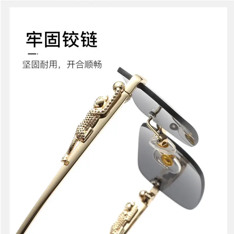 Square Cheatin' Gold Metal Leopard Head Sunglasses - Image 11
