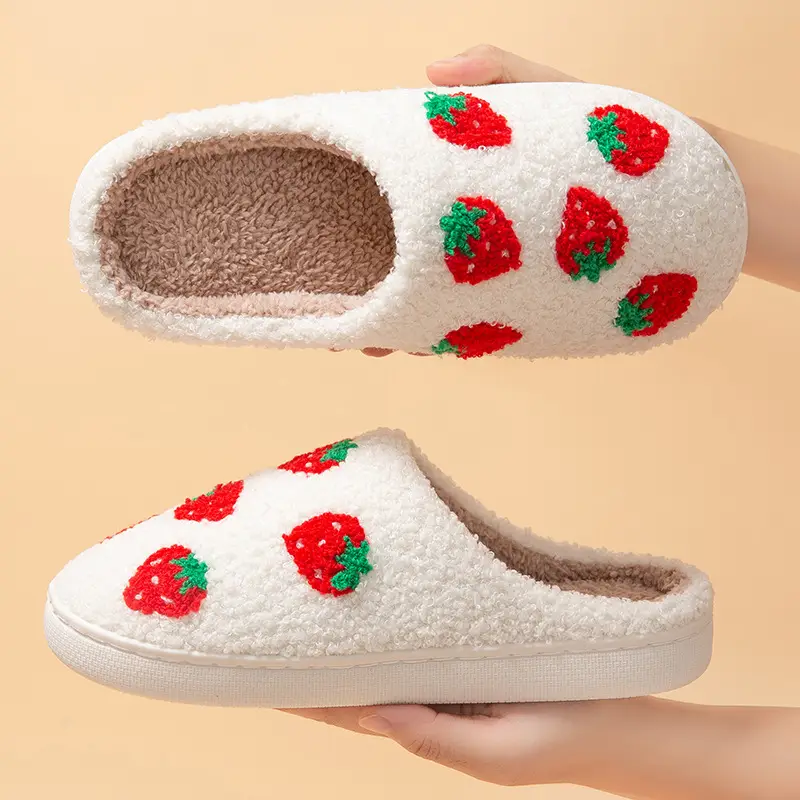 Cross-Border Exclusive Supply of Autumn and Winter Strawberry Cotton Slippers for Girls, Cartoon Cute and Fun, Indoor Warmth