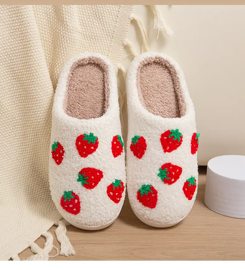 Cross-Border Exclusive Supply of Autumn and Winter Strawberry Cotton Slippers for Girls, Cartoon Cute and Fun, Indoor Warmth — feature 3