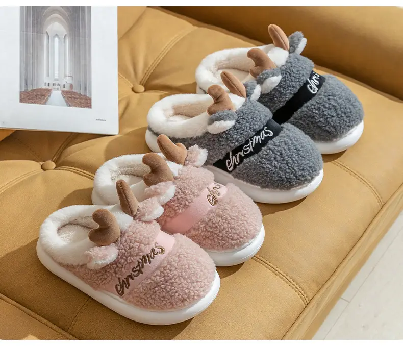 Trendy Cotton Slippers for Women, New Autumn and Winter Fashion, Outdoor Thick-Soled Plush Christmas Reindeer Cotton Slippers 2026 — feature 11