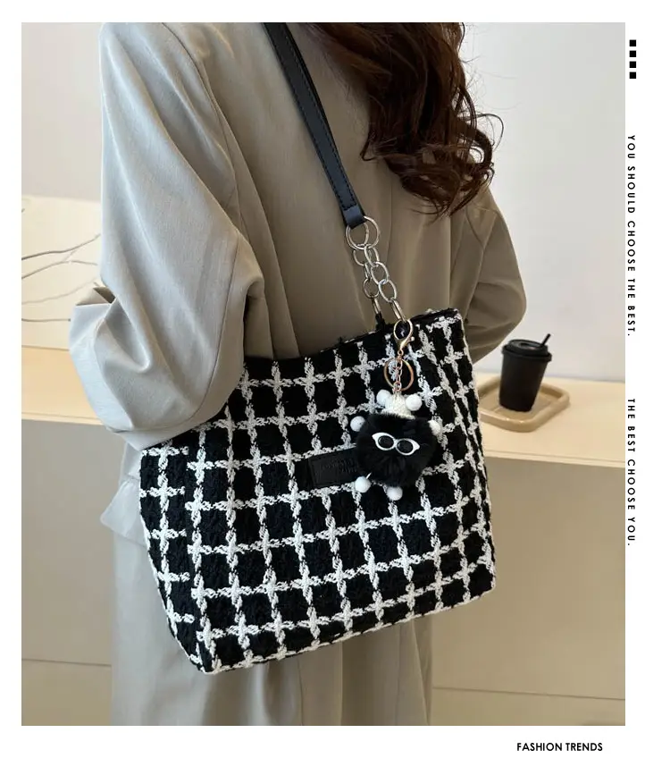 Women Woolen Shoulder Bag Black White Plaid Large Capacity — feature 2