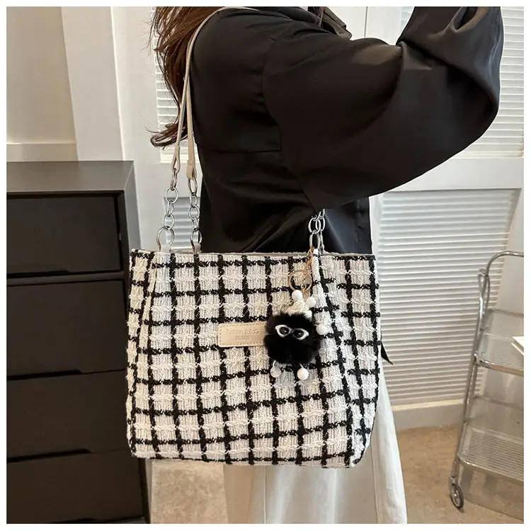 Women Woolen Shoulder Bag Black White Plaid Large Capacity — feature 23