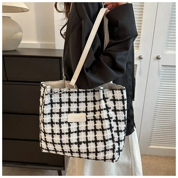 Women Plaid Shoulder Bag 2026 Spring Summer — feature 21