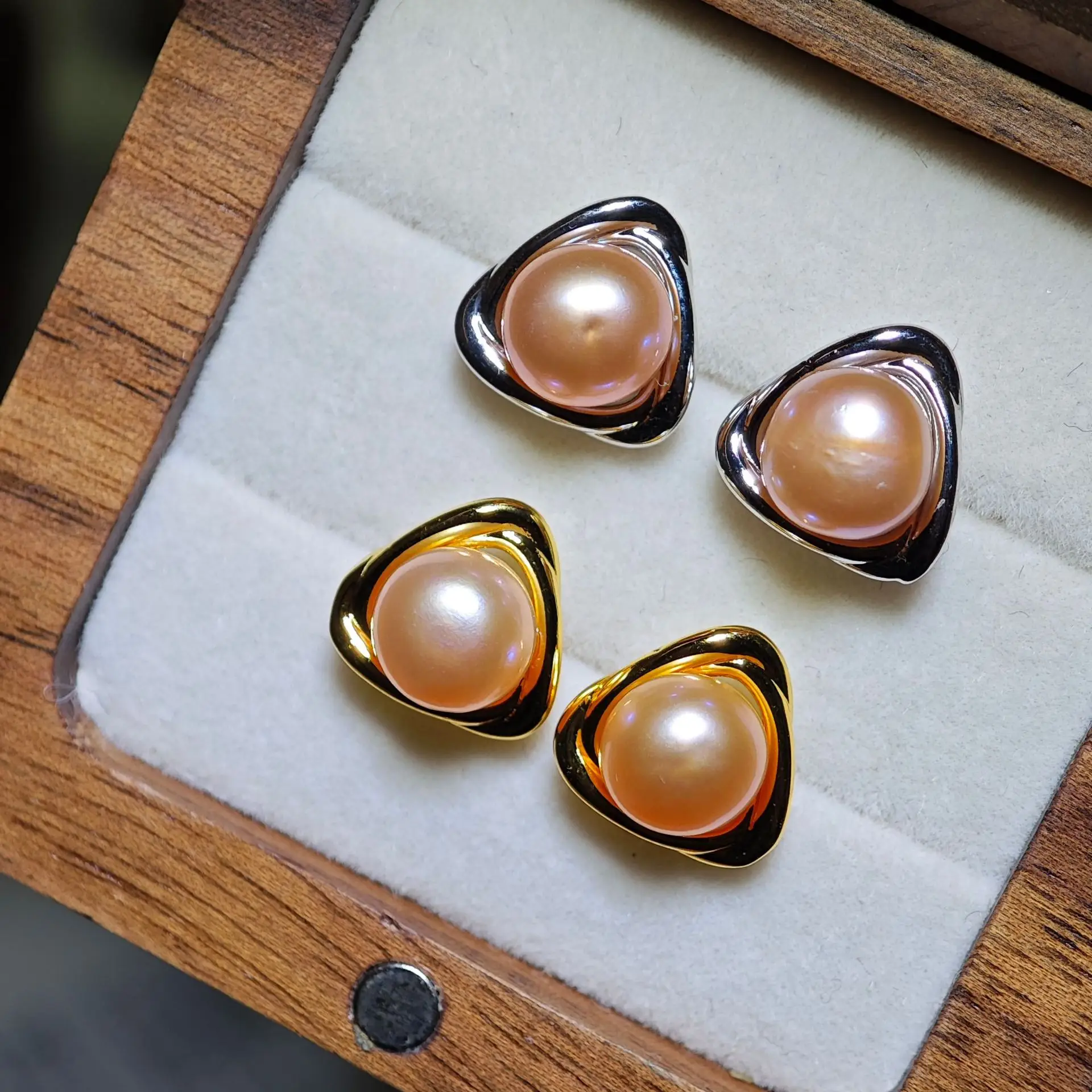 Geometric Triangle Pearl Earrings Set of 4