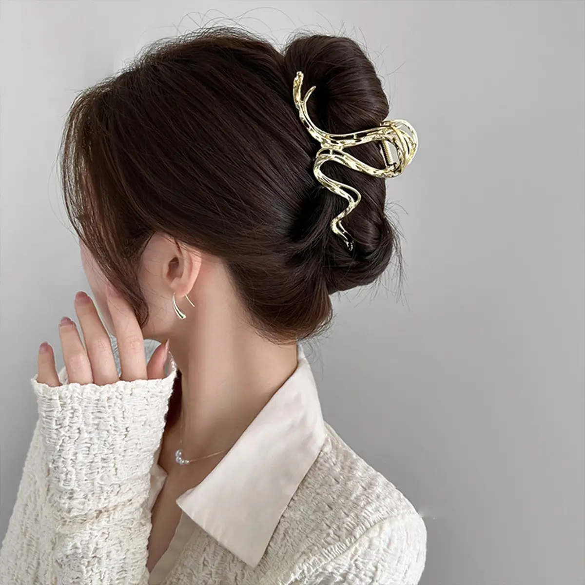 Y2g Metal Hairpin Updo for Women - Image 14