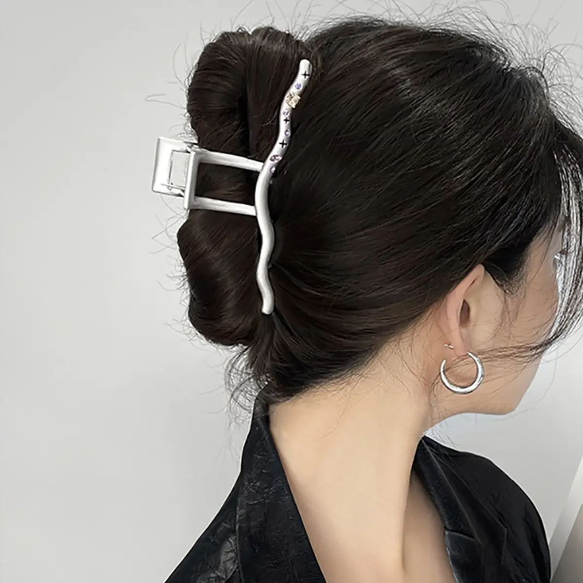 Y2g Metal Hairpin Updo for Women - Image 15