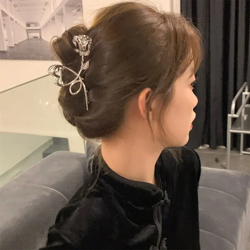 Y2g Metal Hairpin Updo for Women - Image 23