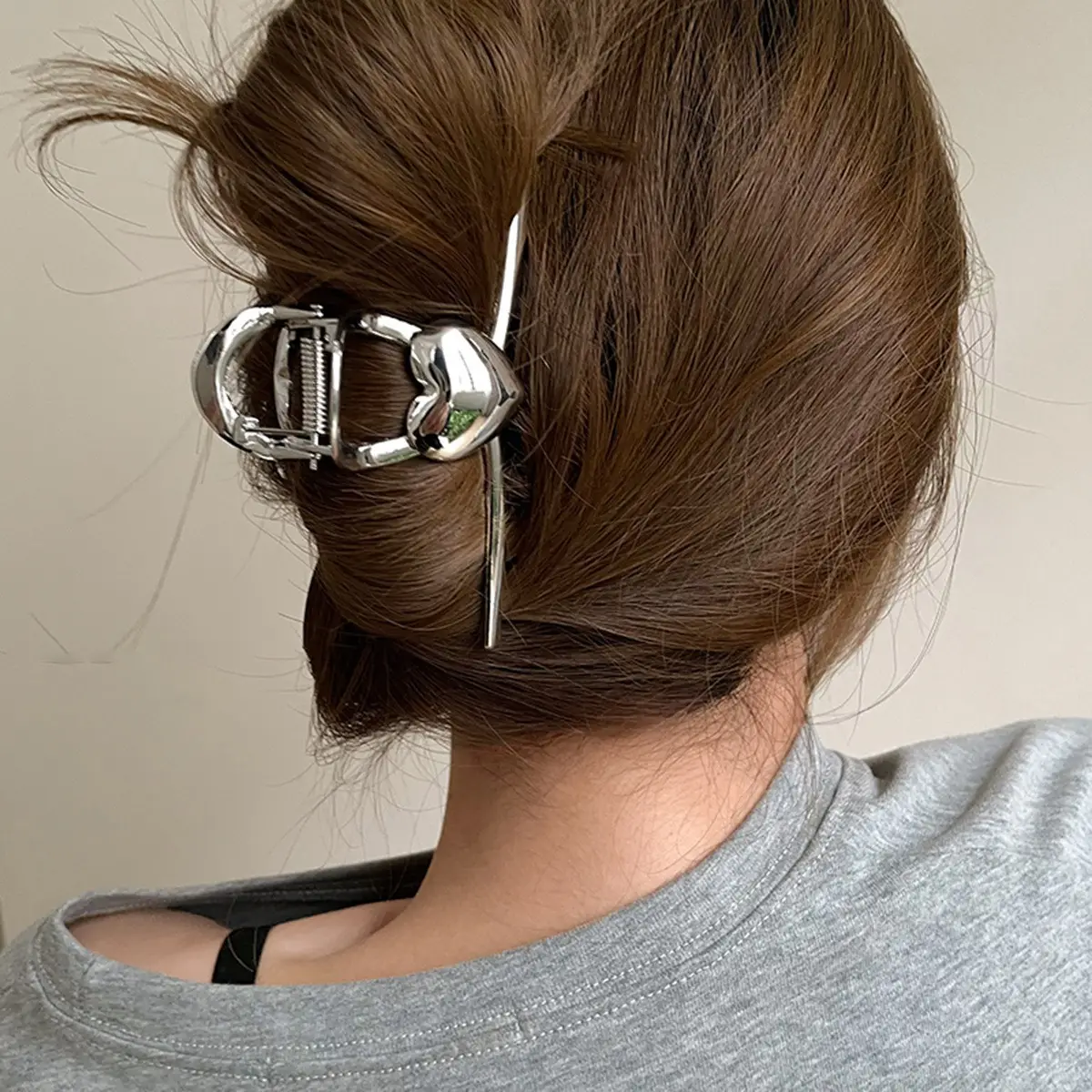 Y2g Metal Hairpin Updo for Women - Image 28