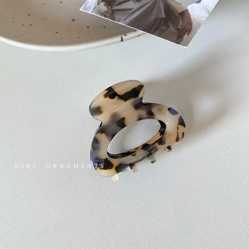 Elegant Hair Clips for Women Autumn Winter Small - Image 3
