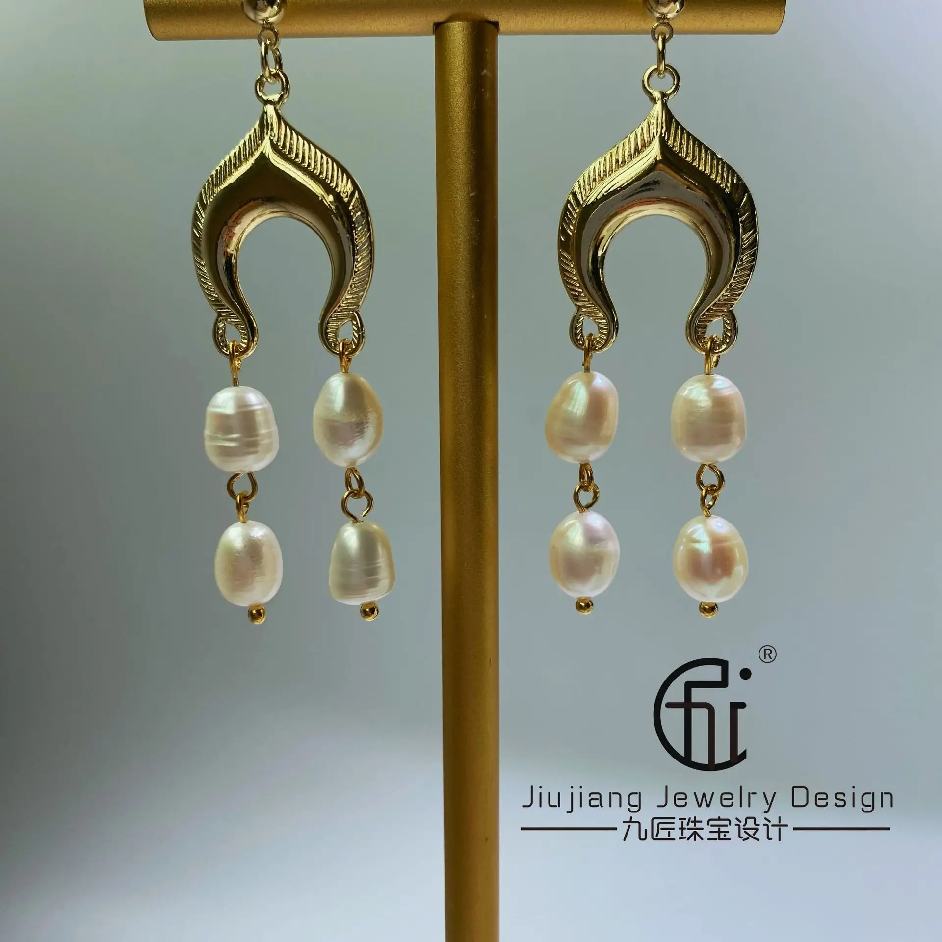 Vintage Pearl Earrings Gold Plated Natural Pearl - Image 3