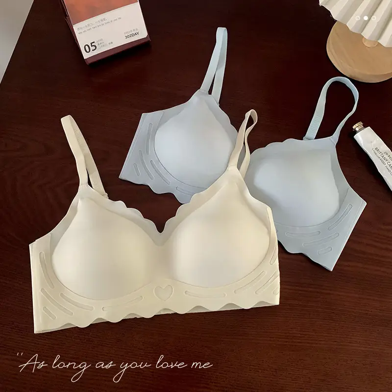 Seamless Intimates for Women, Soft Support, Thin, Small Breast Push-Up, Anti-Sagging, No Rims, Comfortable Bra, Soft