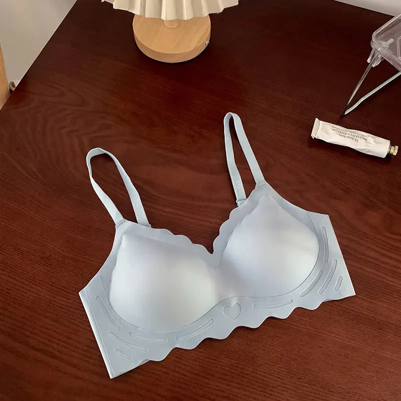 Seamless Intimates for Women, Soft Support, Thin, Small Breast Push-Up, Anti-Sagging, No Rims, Comfortable Bra, Soft