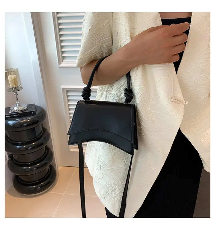 Pink Leather Shoulder Bag for Women 2025 — feature 9