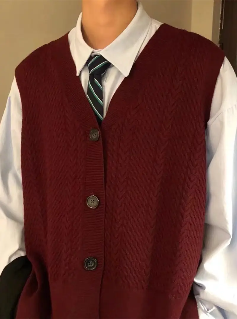 Vintage Knitted V-Neck Vest Men's Winter Fat Handsome — feature 2