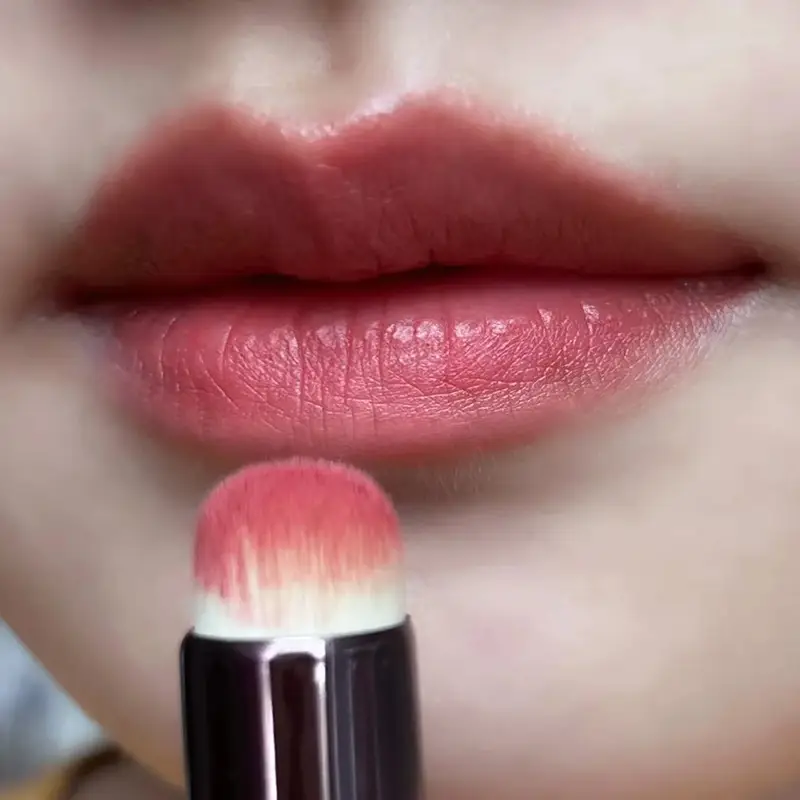 Round Head Lip Brush for Blush & Contour