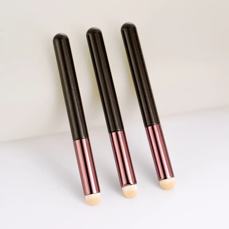 Round Head Lip Brush for Blush & Contour